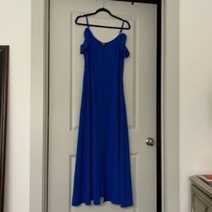 Bebe maxi dress